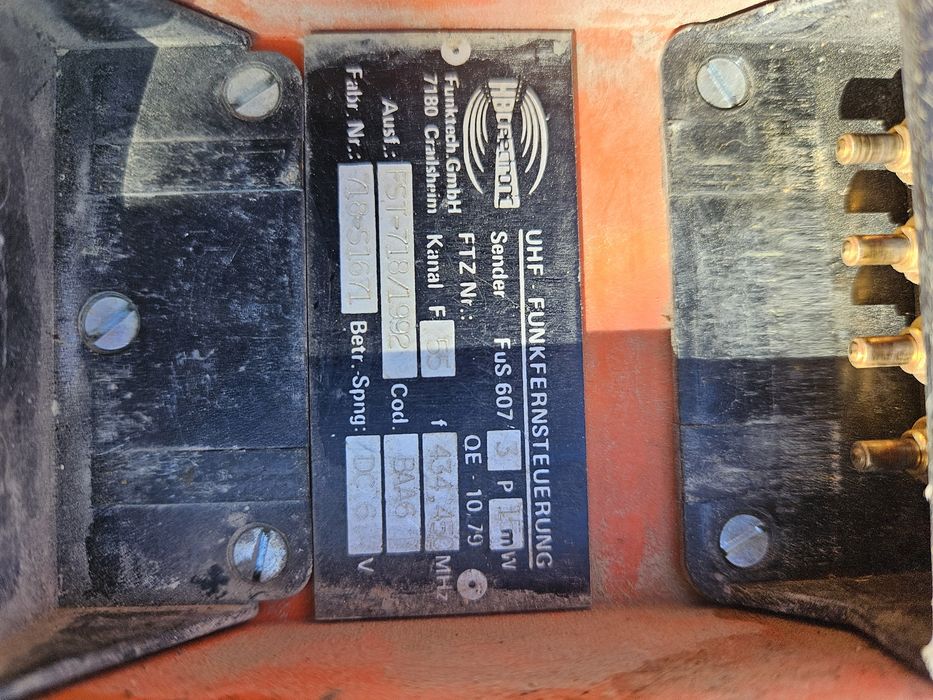 Дистанционно за кран, багер ,бобкат, валяк, идр.