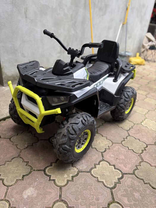 Masina, ATV 4x4 . 113x78x68