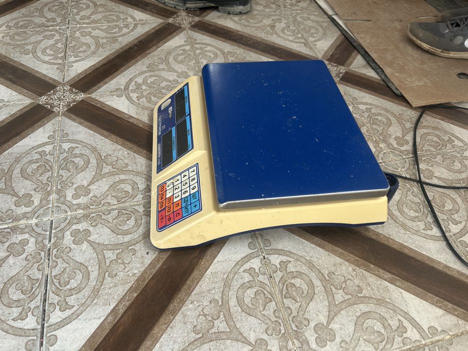 Весы электронные торговые