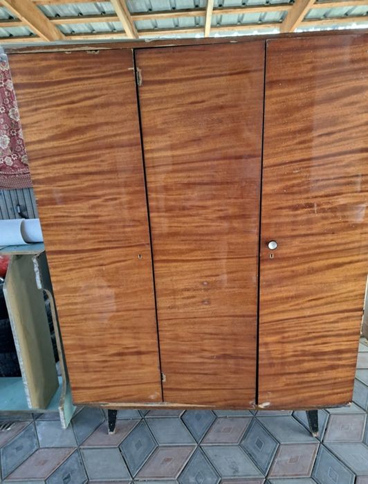 Шкаф для одежды и белья