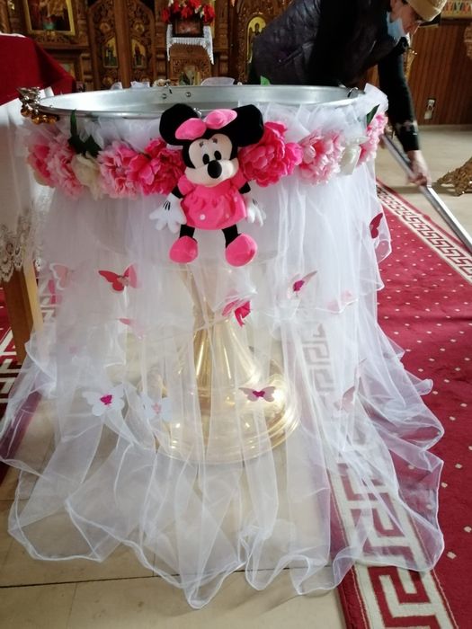 Aranjament botez/ aranjament cristelnita