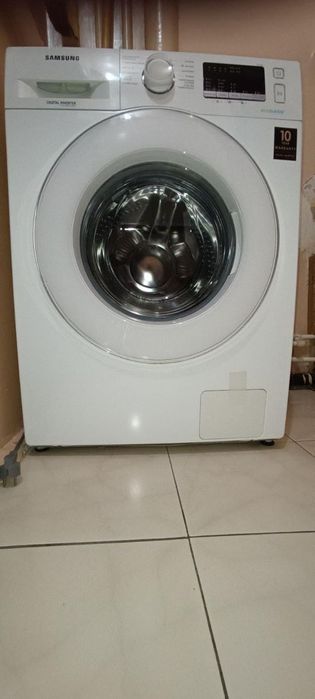 Samsung 7 kg почти новый