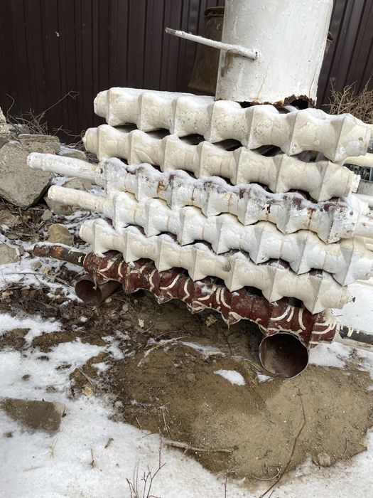 Чугун батарея, дымоход труба