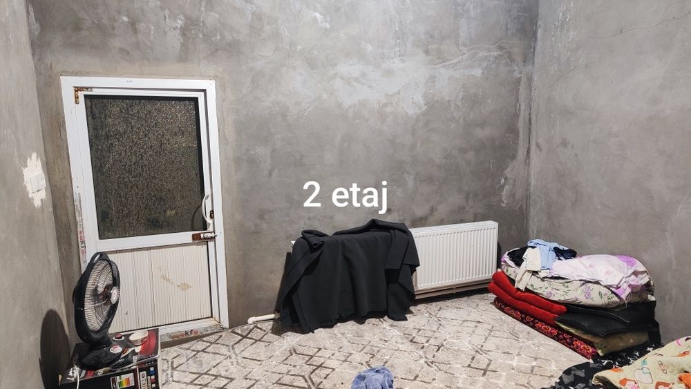 Uy sotladi 5 sotix turarjoy