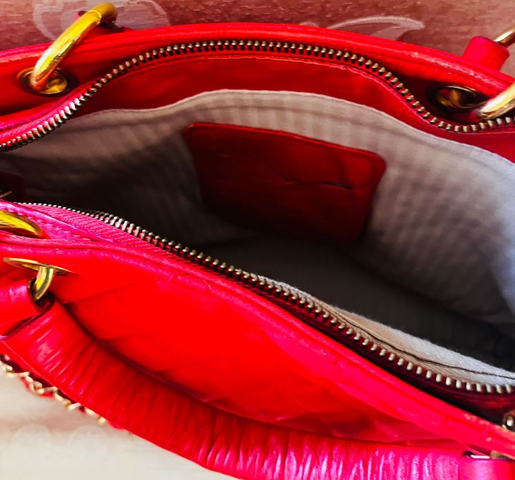 Красиви и елегантни кожени чанти