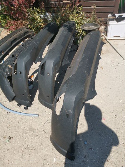 Spoiler bară spate dacia bigster