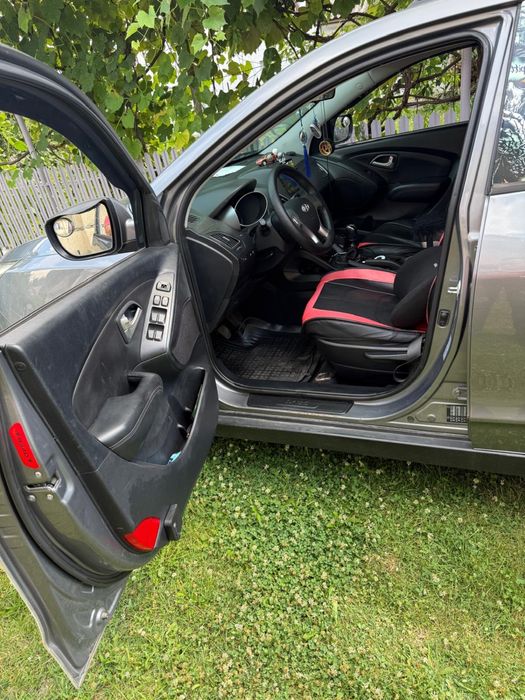 HYUNDAI ix35 2012 — imagine 3