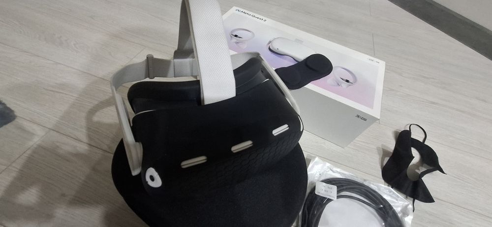 Продам okulus quest 2 256gb