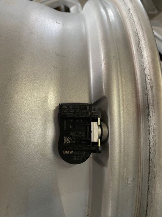 vand set jante originale Bmw X1,2,3 pe 17” ca noi