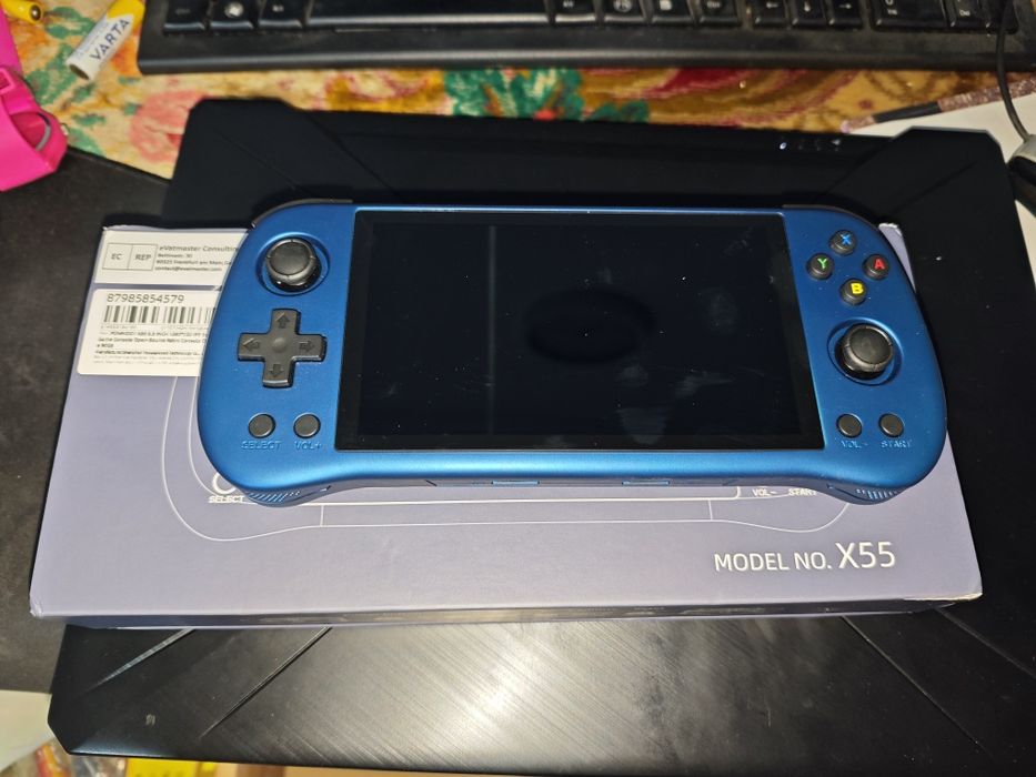 Vând consolă jocuri portabila Powkiddy X55
