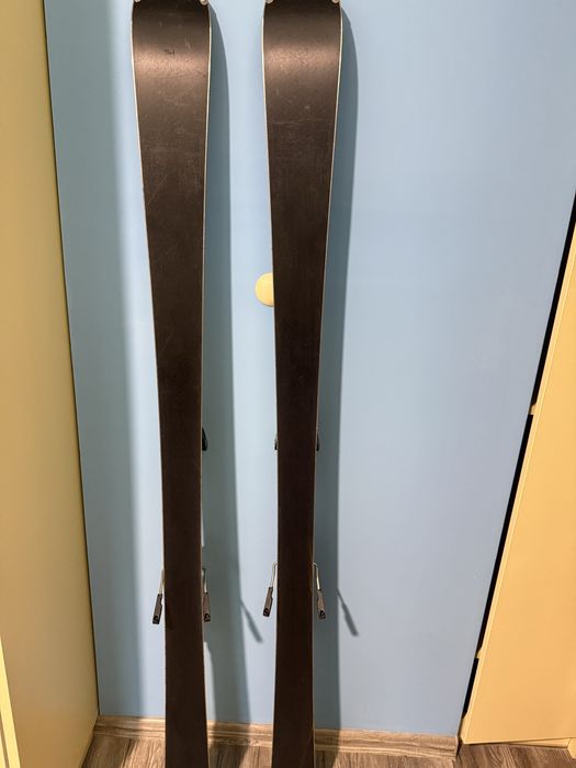 Ски Salomon+ ски щеки Leki