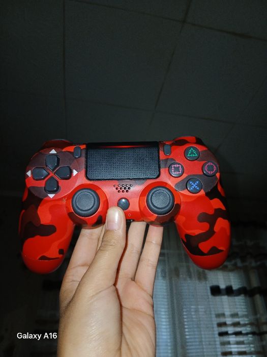 Джойстик за Ps4 като нов без проблеми