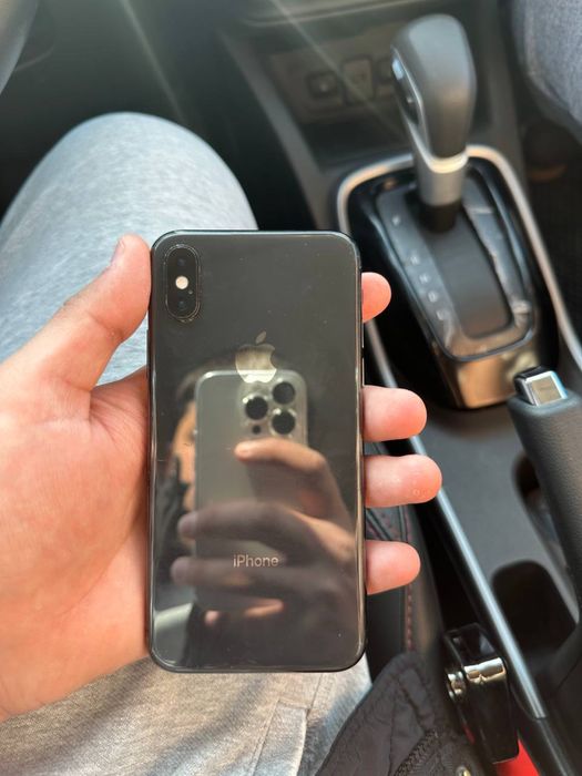 iphone xs кора екран алмашган