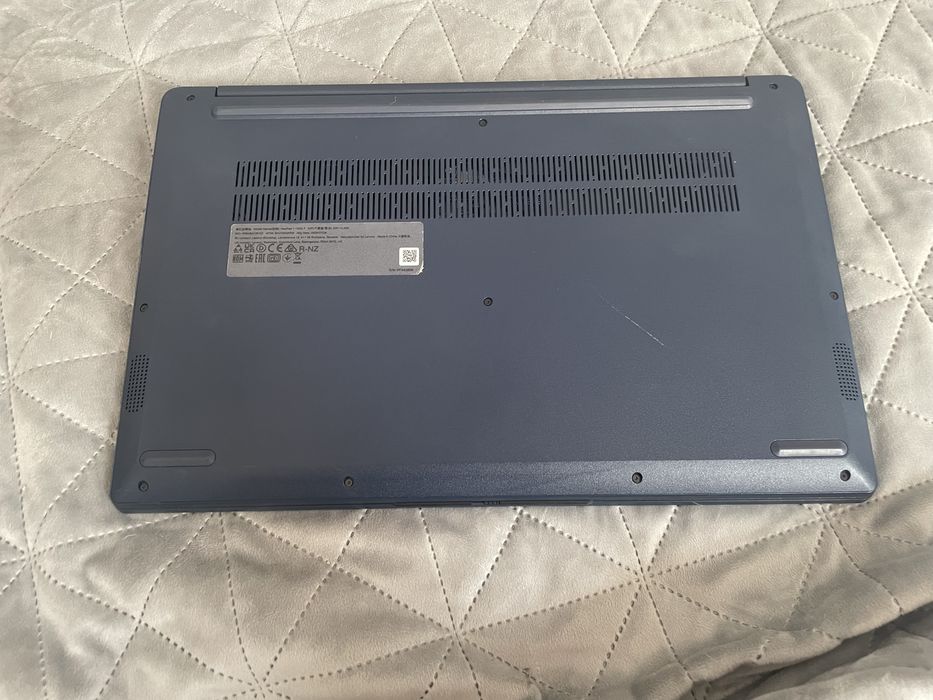 Lenovo IdeaPad Slim 3 15IAN8 | Intel N100 | 15.6 FHD | Windows 11 | Ca nou”