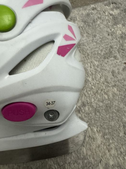 Продам коньки бу