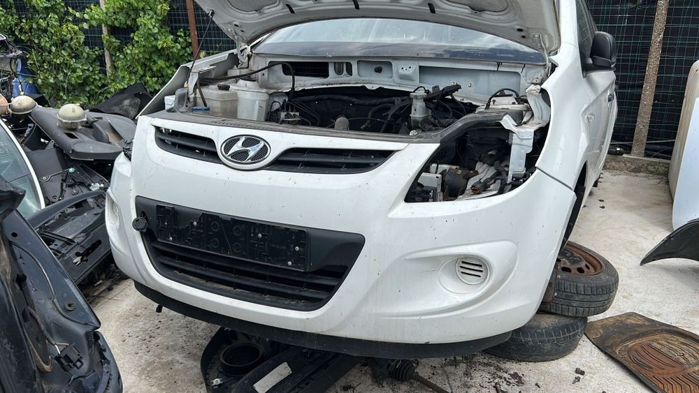 Bara fata hyundai i 20/ 2009