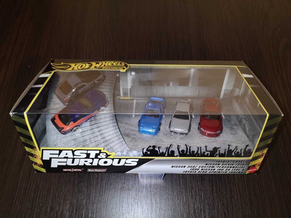 Masinute Hot Wheels Diorama Fast & Furious Tokyo Drift Nissan Silvia 350z Toyota AE86 180SX