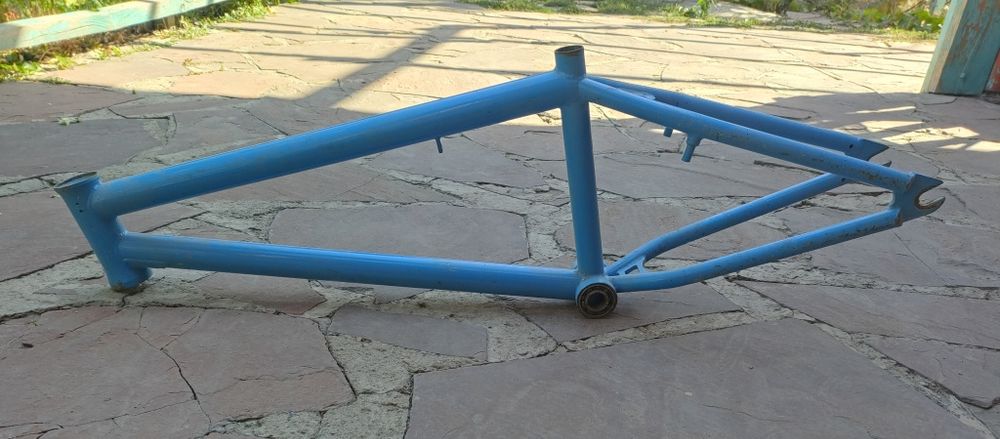 Продаю раму на bmx размер 20.5