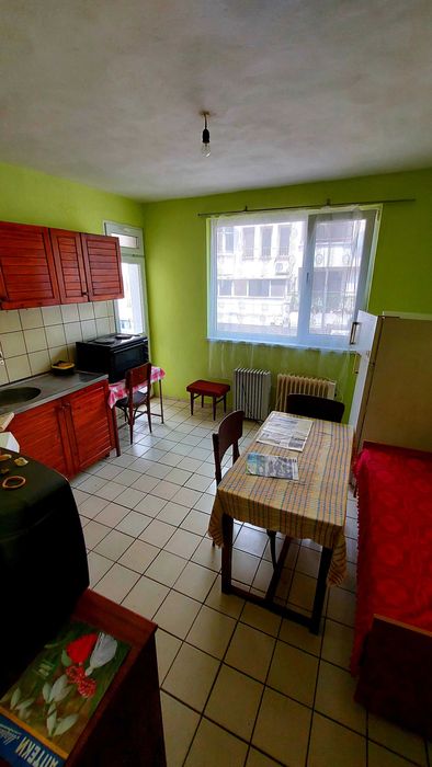 Дава се под наем Двустаен апартамент в Бургас, Възраждане - 68 кв.м за 163.2 € - Снимка #2