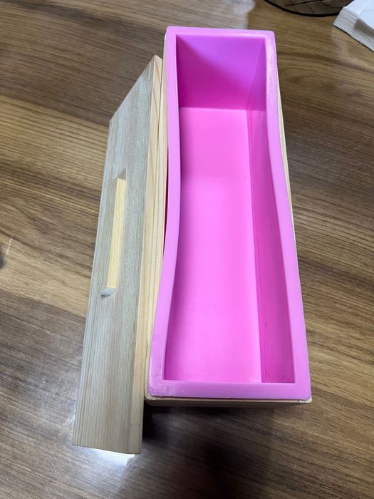 Комплект за леене и рязане на домашно приготвени сапуни