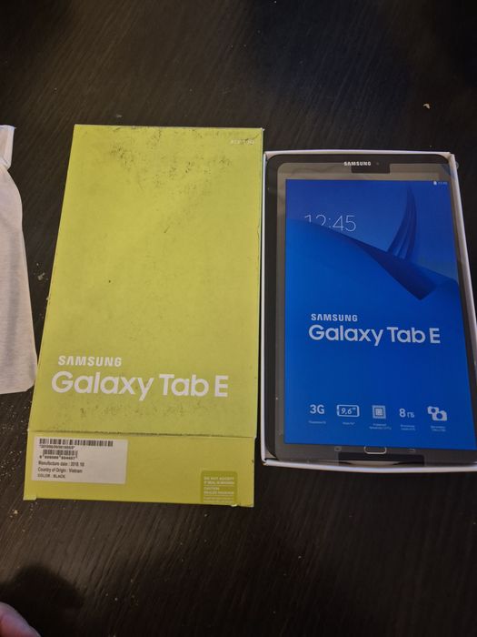 Продам планшет Samsung Galaxy Tab E