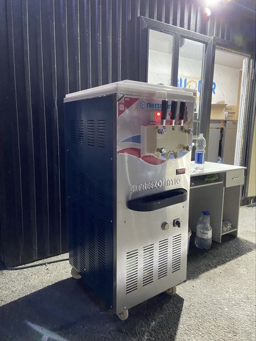 Мороженое аппарат Freezimatic