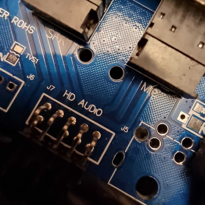 HUB USB port 4in1 + 2x porturi USB 3.0 + jack casti + jack microfon