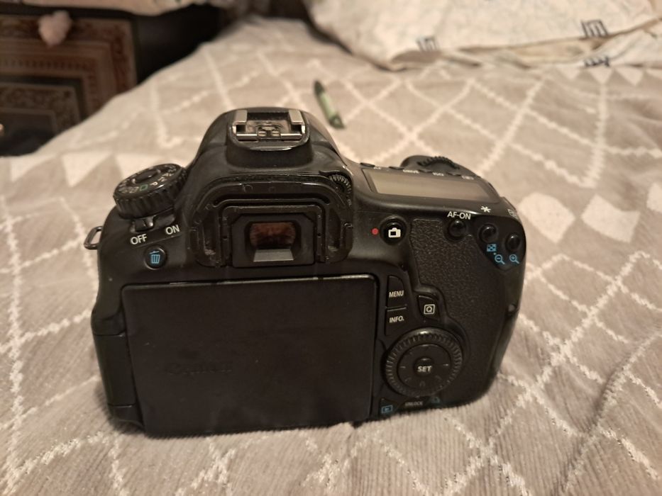 Фотоаппарат canon 60d