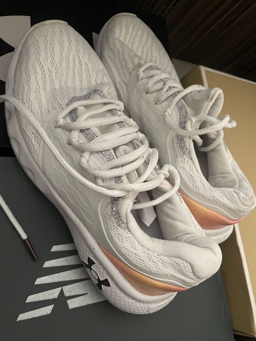 Крассовки от under armour