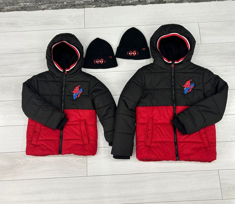 Яке и шапка на Спайдърмен