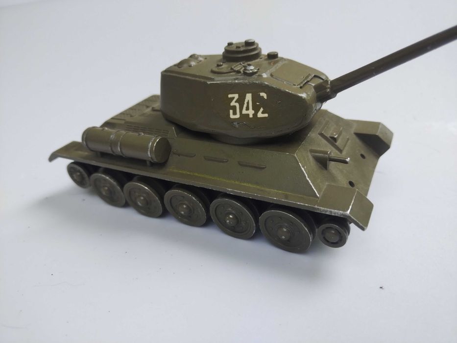 Модель танк. Т-34