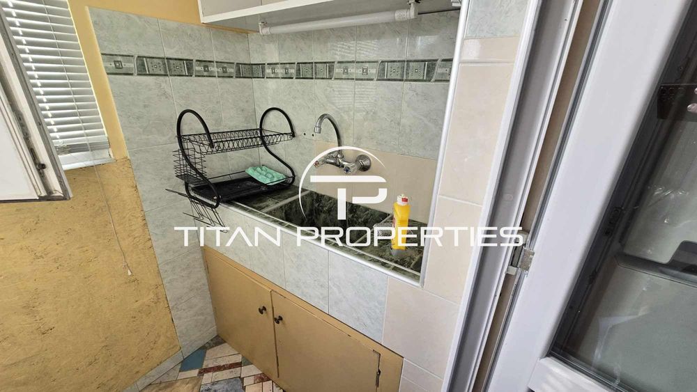 Етаж от къща, под наем, м-т Долна Трака