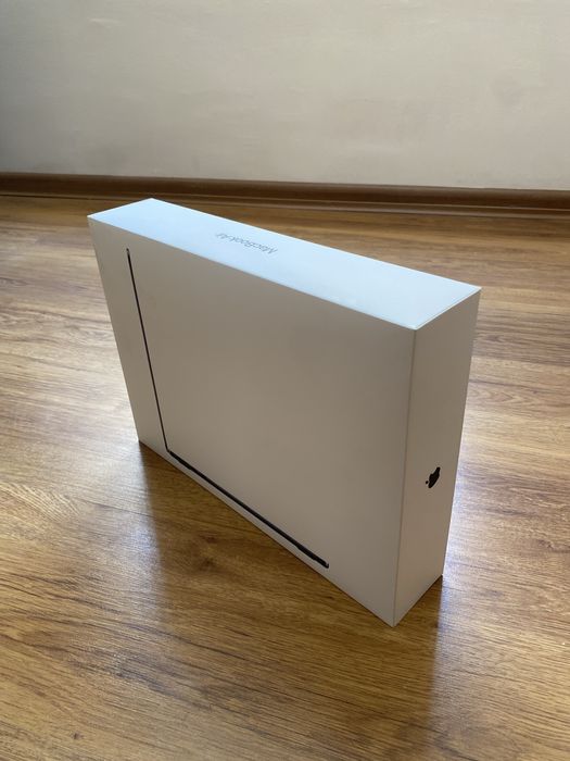 Apple MacBook Air 13” M4 (2025) 16GB RAM / 256GB SSD Blue – Чисто нов, запечатан