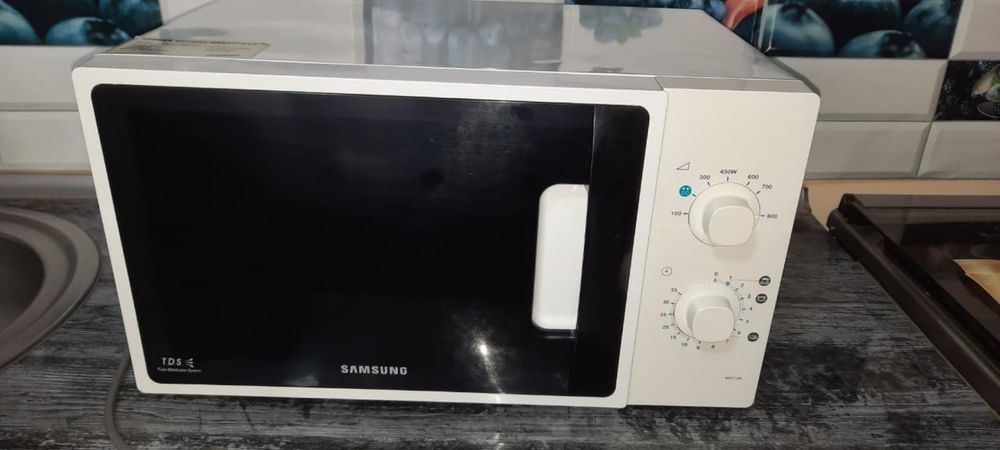 Микроволновая печь