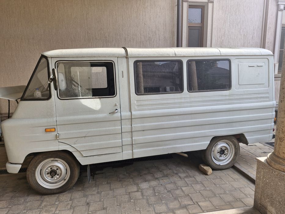 Автомашина сотилади. 1989 йила  Польшада ишлаб чикарилган.чикарилга