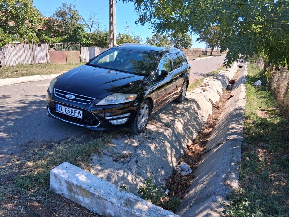 Vand sau schimb ford mondeo mk4 titanium x