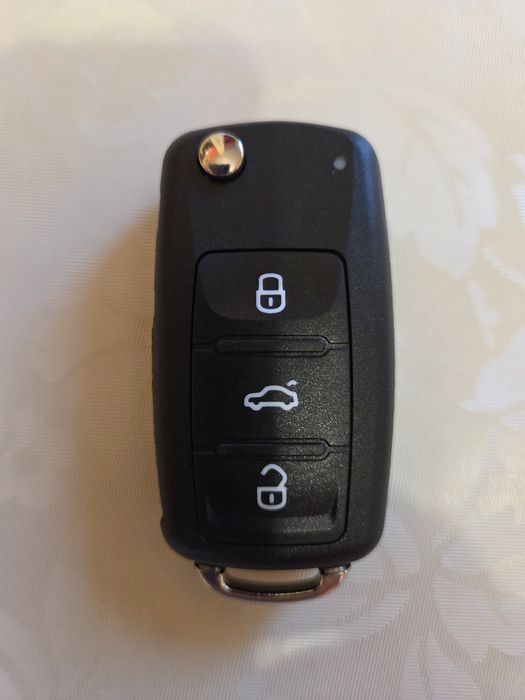Чисто нова кутийка за ключ за Volkswagen !!!