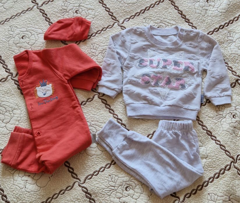 Продам детские вещи