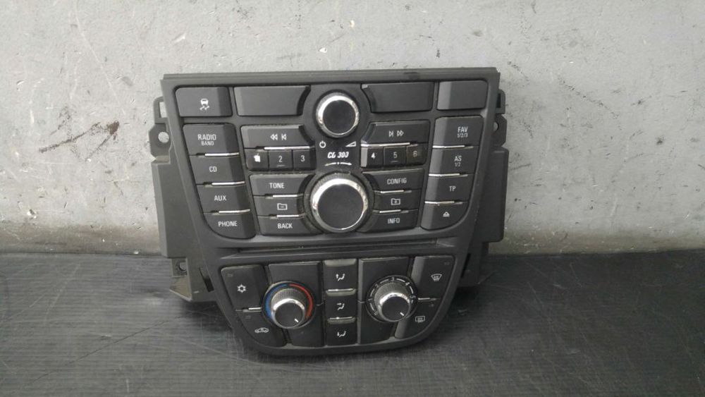 Panou control multifunctional opel meriva b s10 13346041 13346092 13288072