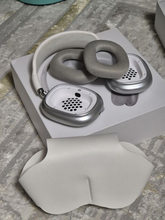 Продам Airpods Max Цвет Альюминовый