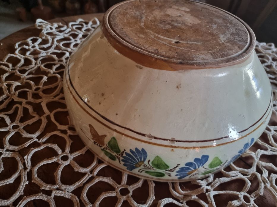 Bol de ceramică veche- Hollóháza