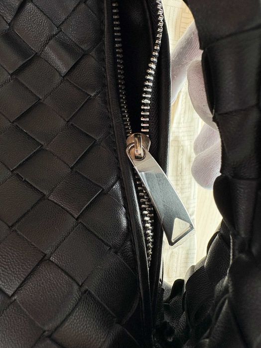 Bottega Veneta Mini Jodie Black – черна дамска чанта