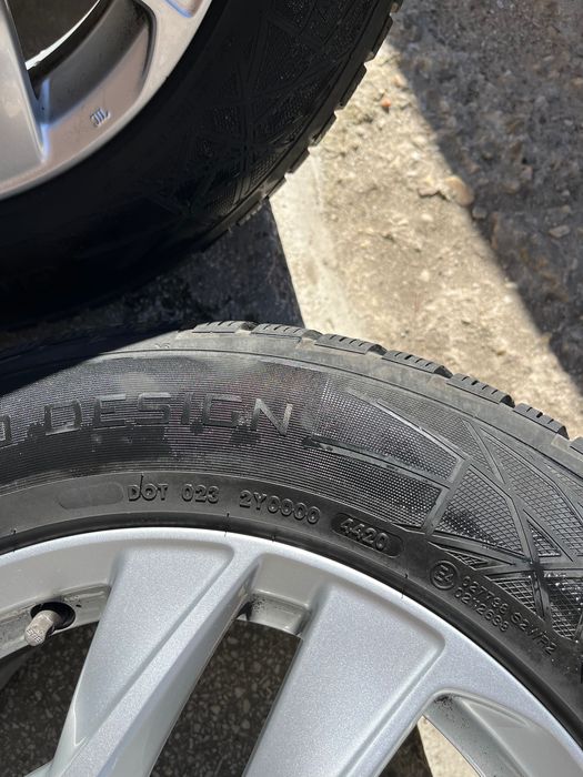Оригинални Honda джанти R17 7J, със зимни гуми Vredestein 225/65/17