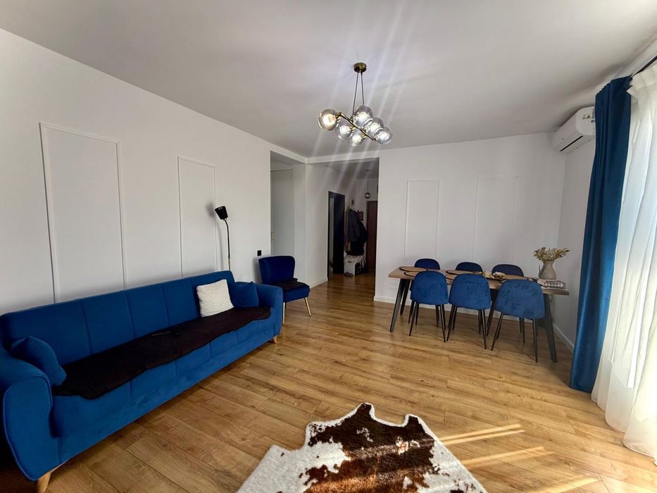Vand Apartament 3 Camere Apahida zona linistita