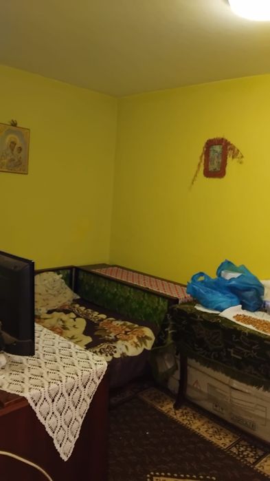 Vând apartament 3 camere