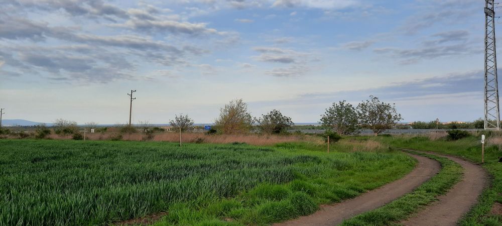 Парцел земеделска земя