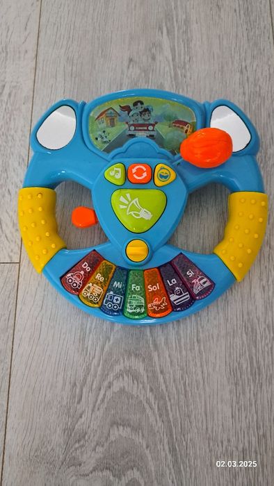 Volan interactiv si 2 puzzle