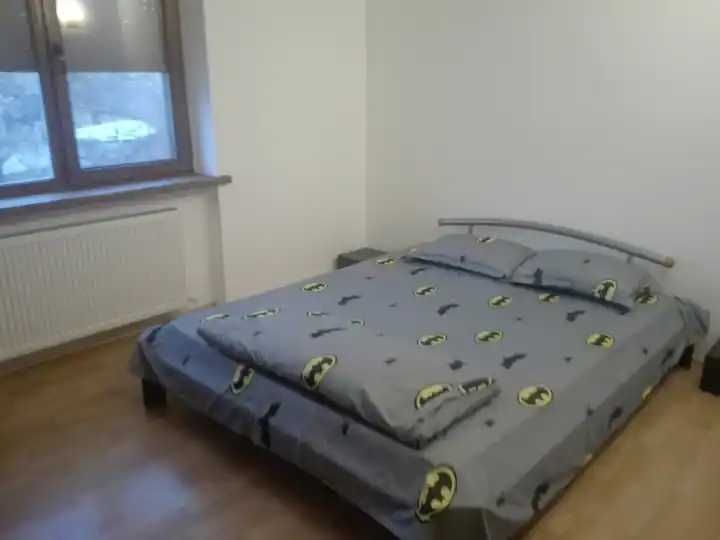 Închiriez apartament ultracentral ultramodern