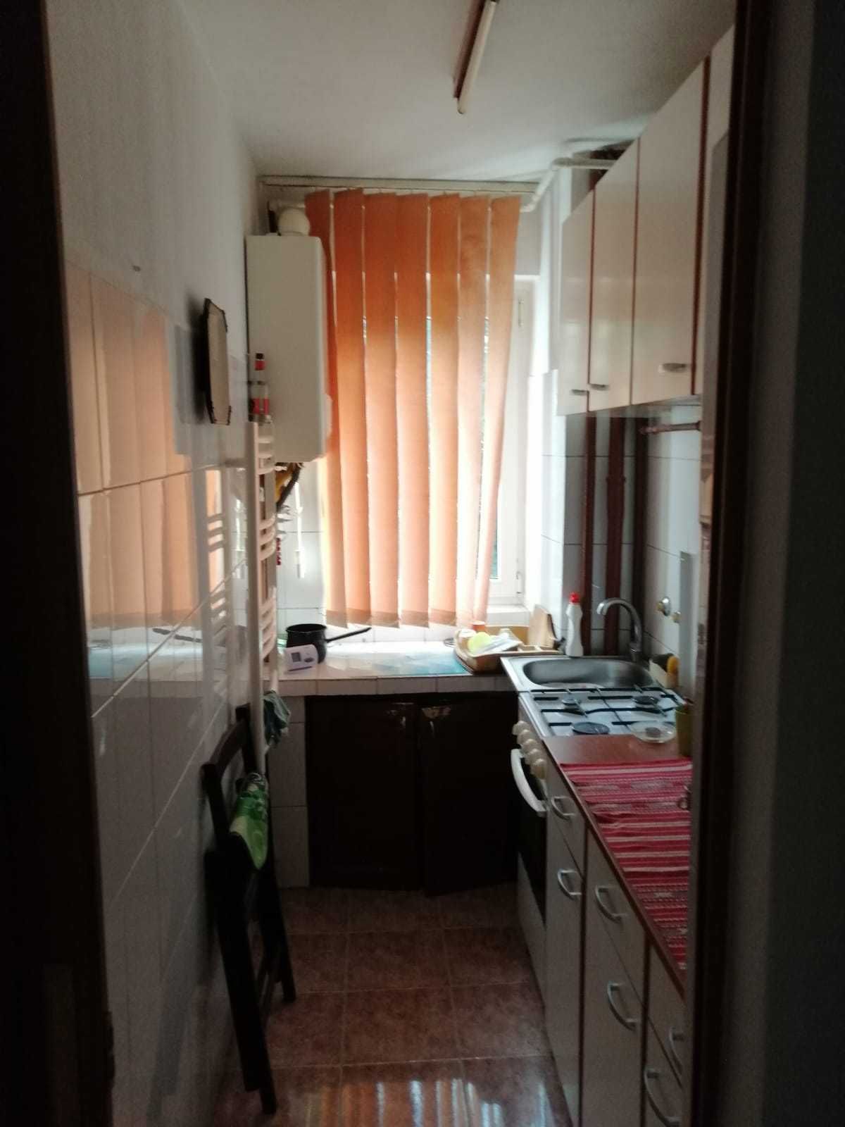 Vand Apartament 2 Camere Brasov • Olxro 5411