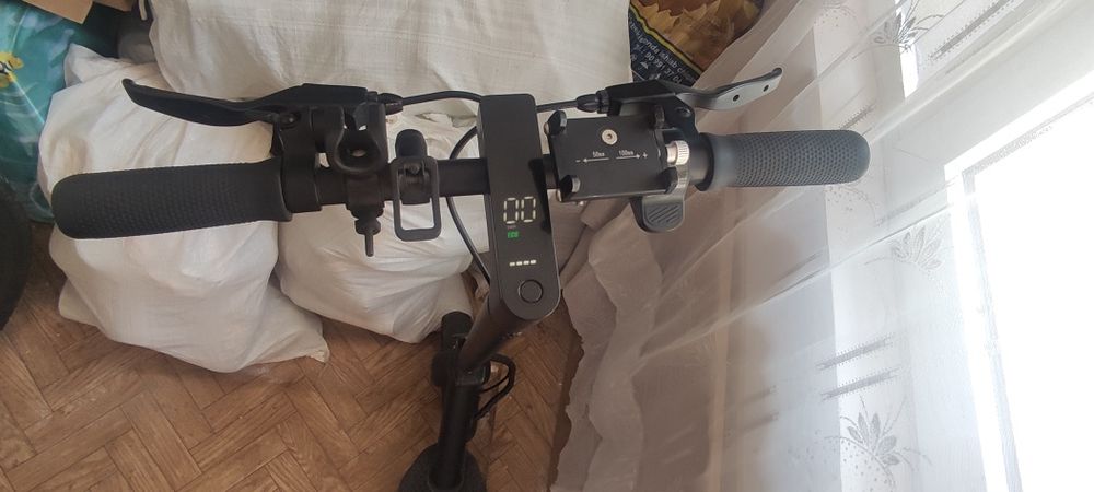 Электросамокат e9g elektrosamokat